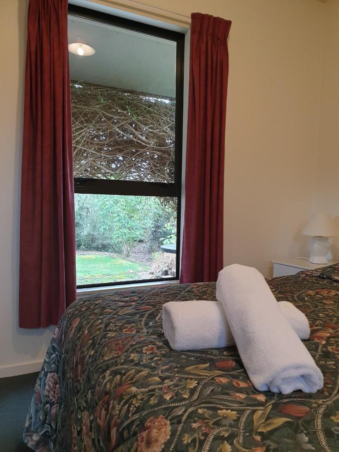 Lake Brunner Country Motel & Holiday Park Moana ห้อง รูปภาพ