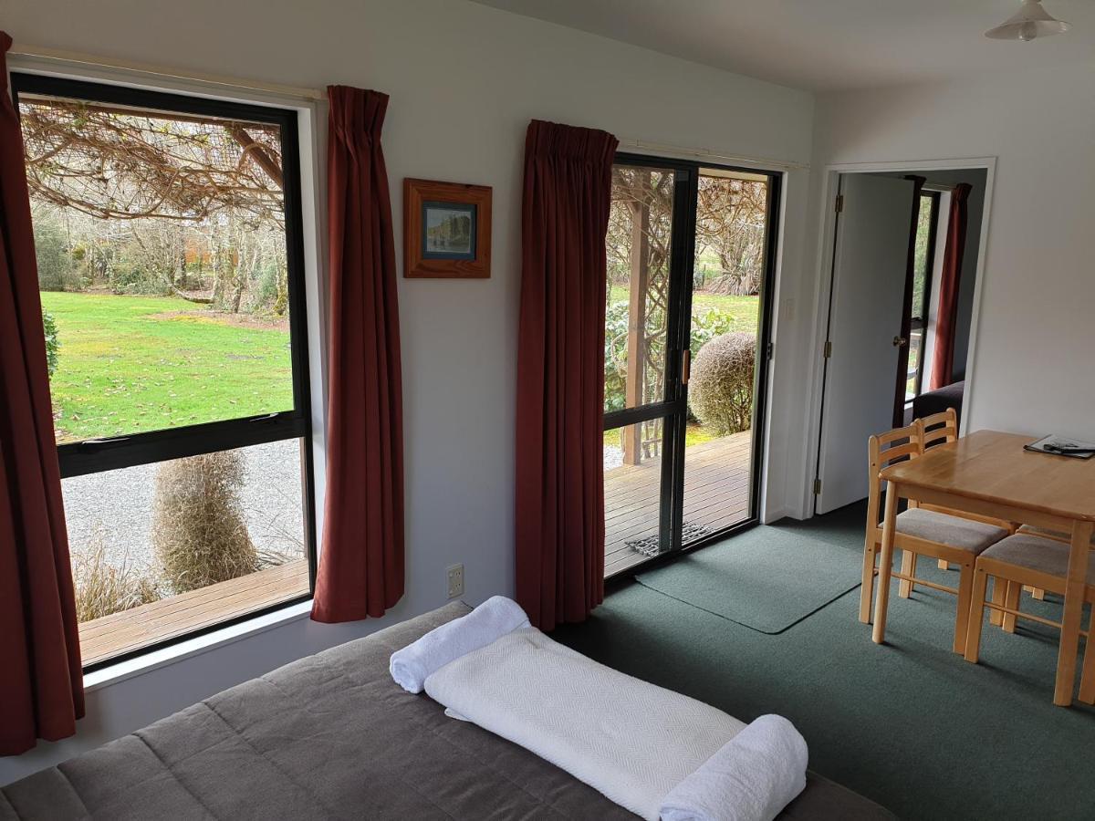 Lake Brunner Country Motel & Holiday Park Moana ภายนอก รูปภาพ