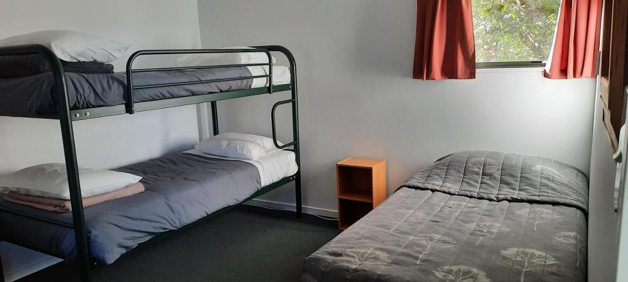 Lake Brunner Country Motel & Holiday Park Moana ภายนอก รูปภาพ