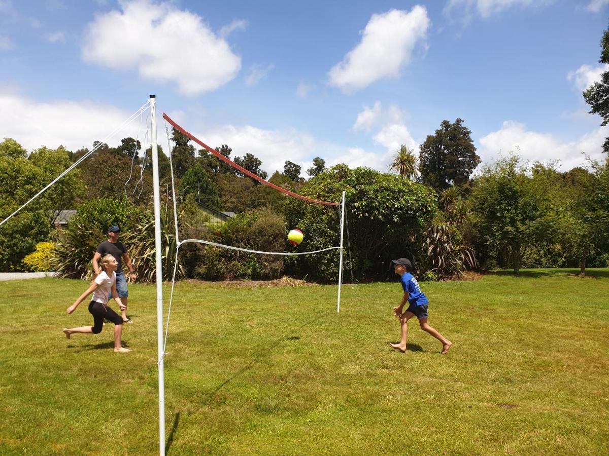 Lake Brunner Country Motel & Holiday Park Moana ภายนอก รูปภาพ