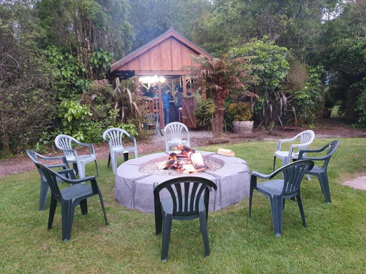 Lake Brunner Country Motel & Holiday Park Moana ภายนอก รูปภาพ